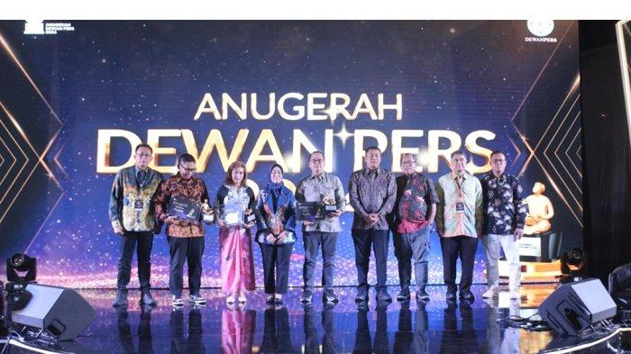 Dewan Pers memberikan anugerah Lifetime Achievement, dan tiga kategori lain Anugerah Dewan Pers 2024 ini. Ketiga kategori itu adalah wartawan terbaik, media terbaik, dan tokoh masyarakat yang berperan besar dalam menjaga kemerdekaan pers.