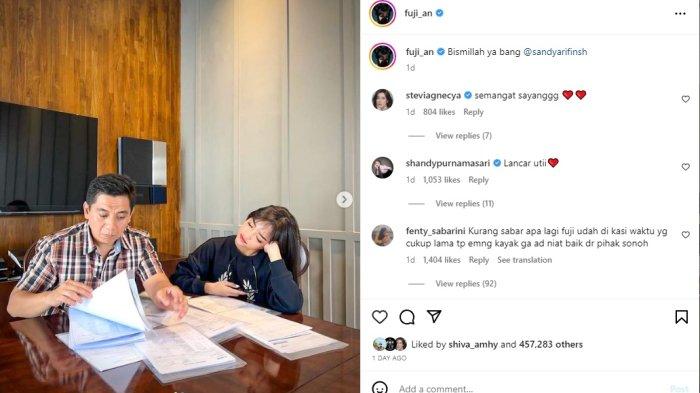 Fuji siap perkarakan eks manajernya yang diduga menggelapkan honor kerja hingga Rp 1 miliar untuk foya-foya (Instagram/@fuji_an)