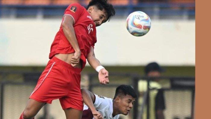 Berkat gol Dika Kuswardani menit akhir injury time, pupus kemenangan PSM Makassar atas Borneo FC, pastikan Pesut Etam lolos ke babak semifinal Piala Presiden 2024.