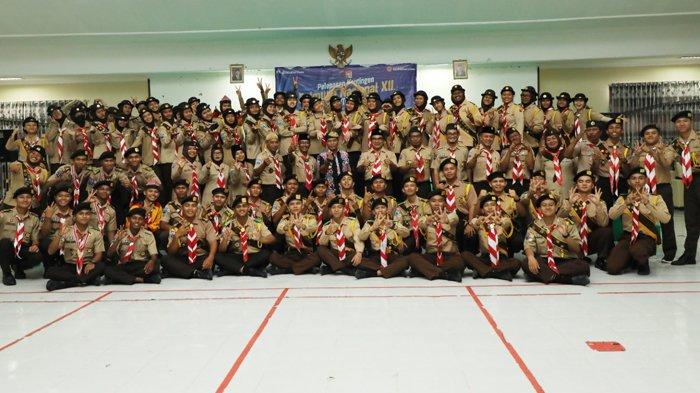 Gubernur Kaltara Drs. Zainal Palliwang, S.H., M.Hum melepas kontingen Raimuna Nasional ke-XII Provinsi Kalimantan Utara (Kaltara) di Aula Sekolah Menengah Atas (SMA) Negeri 1 Kota Tarakan, Selasa (11/8/2023). (dkisp)