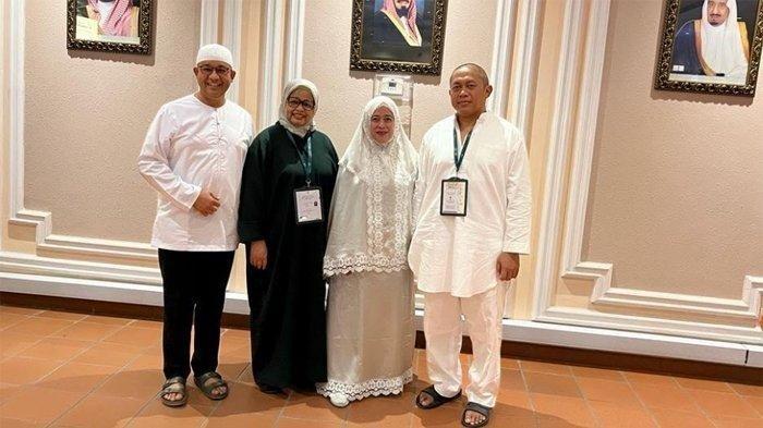 Ketua DPP PDIP Puan Maharani dan bakal calon presiden (capres) Koalisi Perubahan untuk Persatuan (KPP) Anies Baswedan bertemu di sela-sela melaksanakan ibadah haji di Tanah Suci.