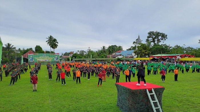 Senam bersama oleh forkopimda dan anggota TNI-Polri di Lapangan Ahmad Yani, Jumat (14/07/2023)