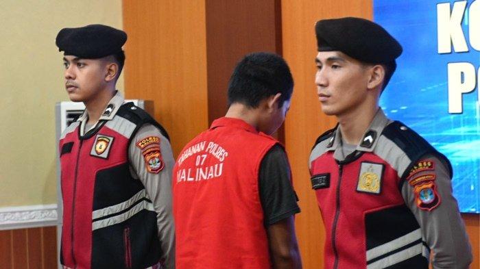 PERANGKAT ELEKTRONIK - Barang bukti berupa perangkat elektronik milik dinas di Malinau diamankan dari tangan tersangka AC, Kamis (26/6/2025). Eks pekerja kebersihan ini ditahan diduga sebagai pelaku pencurian. (TRIBUNKALTARA.COM / MOHAMMAD SUPRI)