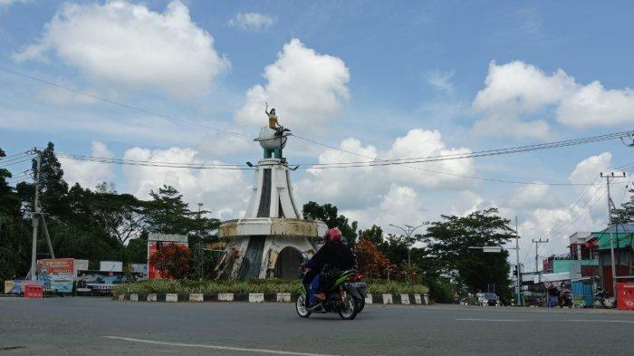 Tugu Putri Lemlai Suri yang berada di ibu kota Kaltara, Tanjung Selor. (TRIBUNKALTARA.COM/AMIRUDDIN)