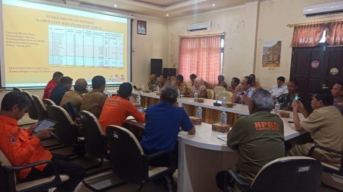 Pemkab Kotim melalui rapat BPBD Kotim bersama instasi lainnya Status Transisi Darurat Karhutla Pemulihan Kotim Tahun 2023 ini berlaku selama 14 hari, yakni 24 Oktober - 6 November 2023.