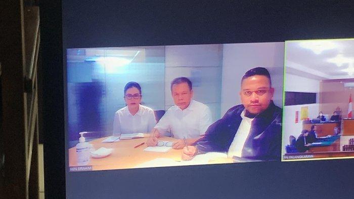 Ben Brahim dan Ary Egahni saat mengikuti video conference sidang pertama dari Rutan KPK, Rabu (16/8/2023).