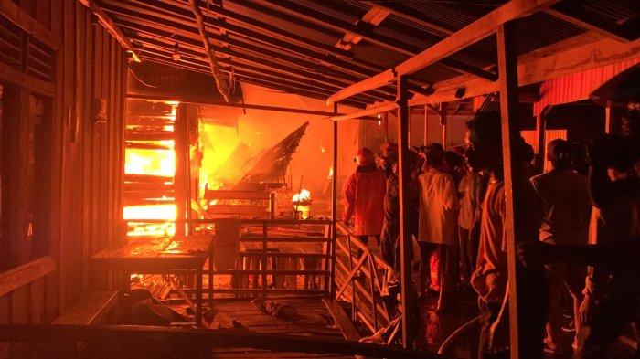Peristiwa kebakaran di kawasan padat penduduk, Flamboyan Bawah Kota Palangkaraya, Kalteng, Selasa (1/8/2023) lalu.