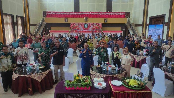 Persatuan Wartawan Indonesia (PWI) Kabupaten Kotawaringin Timur (Kotim) memperingati hari ulang tahunnya pada, Kamis 31 Agustus 2023 di Aula Rujab Bupati Kotim.