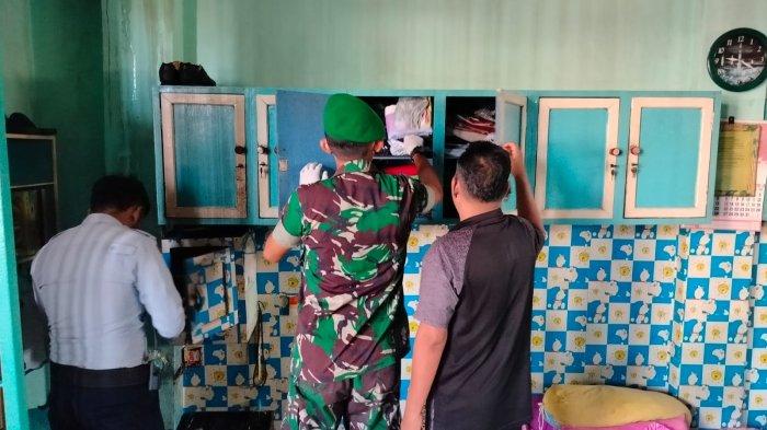 Petugas menggeledah kamar hunian Warga Binaan Pemasyarakatan (WBP) Lembaga Pemasyarakatan (Lapas) Kelas IIA Tenggarong, Kukar, Jumat (28/7/2023).