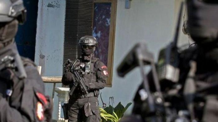 Densus 88 merupakan satuan khusus Polri untuk penanggulangan teroris di Indonesia