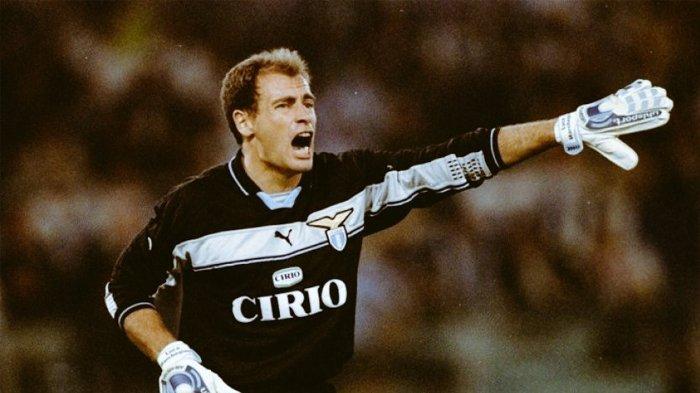 Luca Marchegiani saat aktif bermain untuk Lazio.