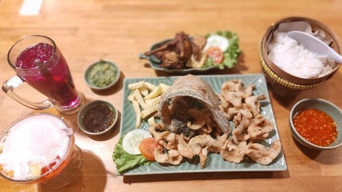 Deretan Menu Food of the month Restoran Ikan Goreng Cianjur Balikpapan, Kalimantan Timur.
