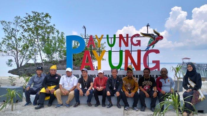 Kunjungan Tim Panji Pariwisata Kaltim, beberapa waktu lalu di Kampung Payung-Payung Kabupaten Berau, Kalimantan Timur. Kali ini masuk nominasi event Anugerah Desa Wisata Indonesia, Rabu (11/10/2023).