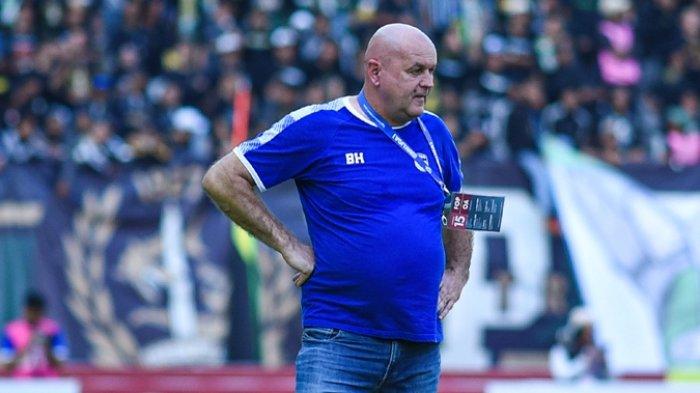 Pelatih Persib Bandung, Bojan Hodak. Berikut jadwal Borneo FC vs Persib Bandung di pekan ke-16 BRI Liga 1 2023/2024.