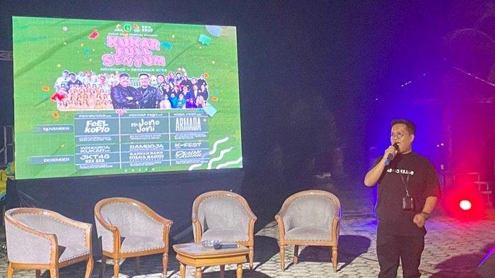 Wakil Bupati Kutai Kartanegara, Rendi Solihin saat meluncurkan acara Kukar Full Senyum, konser musik akhir tahun yang bertaraf nasional.