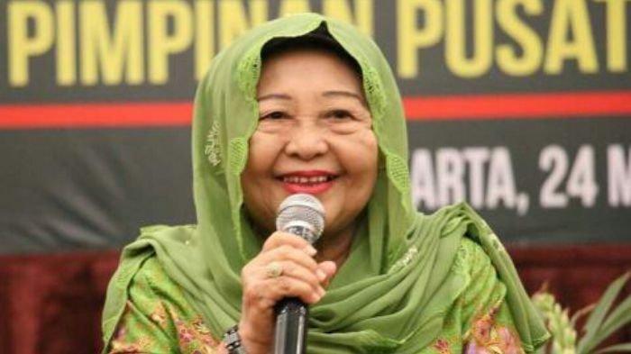 Foto Nyai. Hj. Machfudhoh Aly Ubaid