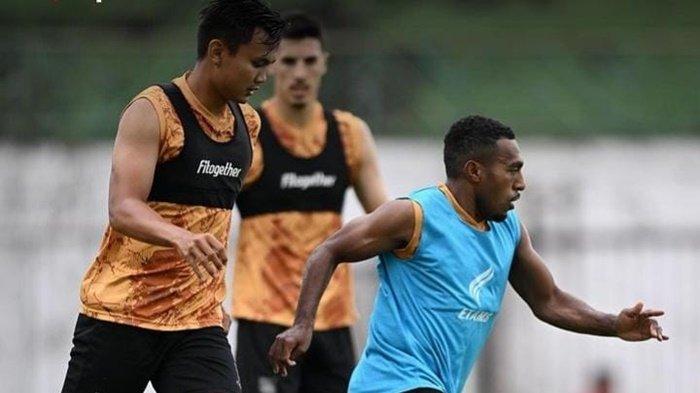 Terens Puhiri, Komang Teguh, dan Silverio