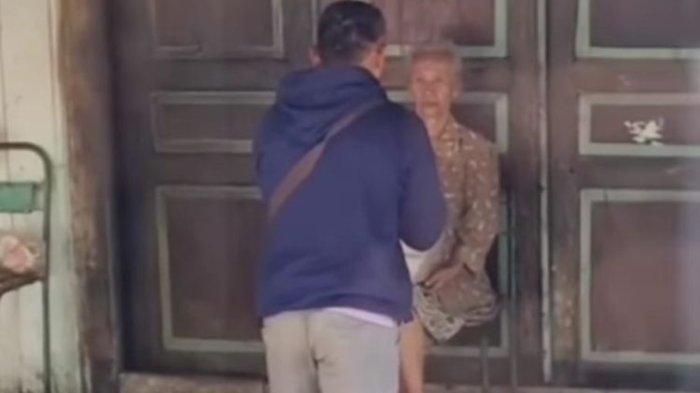 Penyerahan bantuan untuk lansia yang diduga tidak sesuai ketentuan.