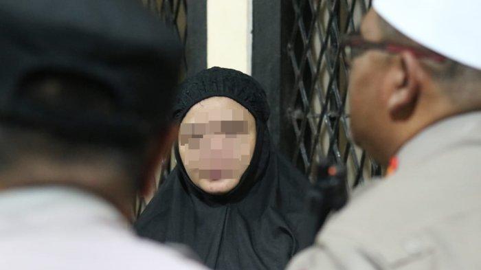 Seorang ibu rumah tangga (IRT) berinisial Z (30) ditangkap Polresta Balikpapan karena diduga menjadi pengecer barang haram jenis sabu-sabu.