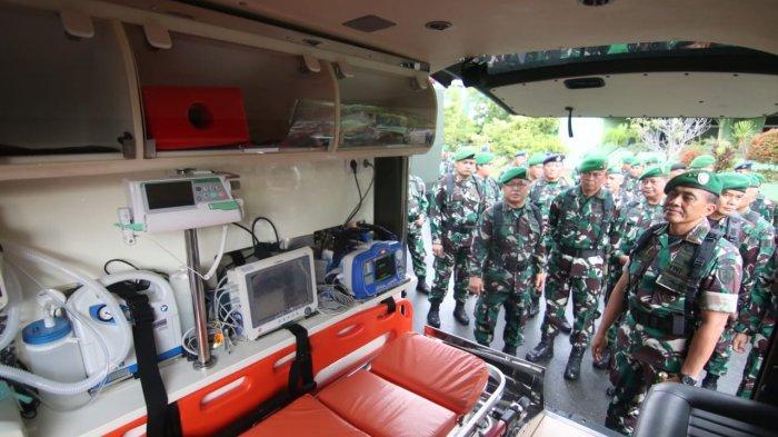 PENGAMANAN PEMILU 2024 - Kodam VI/Mulawarman menggelar apel gelar pasukan dengan menyiapkan 6.380 personil dan berbagai alutsista, Kamis (1/2/2024), termasuk 4 unit Ran Anoa, 10 unit Ran Komodo, 1 unit heli bell, untuk pengamanan Pemilu 2024 di Kalimantan Selatan, Kalimantan Timur, dan Kalimantan Utara.