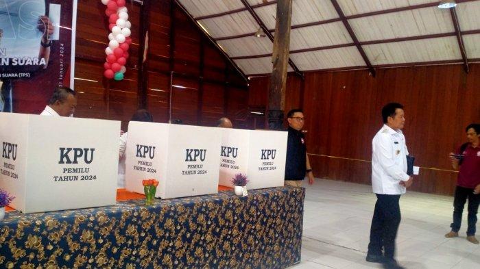 Ketua KPU Mahulu, Frederik Melawen mengatakan untuk penganggaran pembuatan TPS akan disesuaikan dengan kondisi TPS masing-masing wilayah.TRIBUNKALTIM.CO/KRISTIANI TANDI RANI