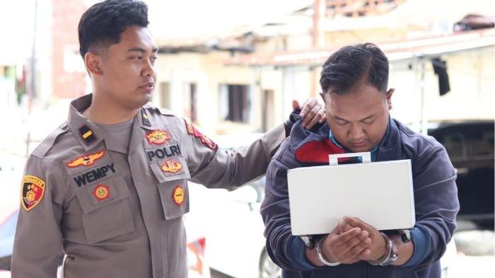 Terduga pelaku pencurian kotak infak Masjid Baitul Aman Polresta Balikpapan yang ramai di media sosial sudah diamankan Jatanras Polresta Balikpapan, Selasa (13/2/2024).