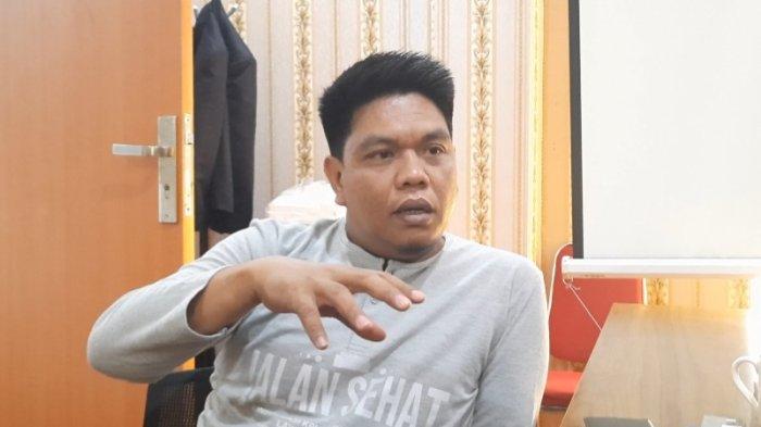 SURAT SUARA PILPRES - Ketua KPU Samarinda, Firman Hidayat, menyatakan, tidak ada pencoblosan secara ilegal surat suara, Rabu (14/2/2024). KPU Samarinda sehari sebelum digelarnya pencoblosan Pemilu 2024 tepatnya setelah mereka melakukan pemusnahan surat suara rusak pada Selasa 13 Februari 2024 malam.