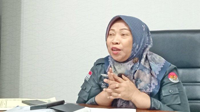 ENTASKAN KEMISKINAN SAMARINDA - Ketua Komisi IV Dewan Perwakilan Rakyat Daerah (DPRD) Samarinda, Sri Puji Astuti menyatakan, yang perlu dikedepankan adalah bagaimana masyarakat Samarinda jangan hanya terlena terhadap bantauan yang diberikan pemerintah daerah pada Senin (18/3/2024) siang.