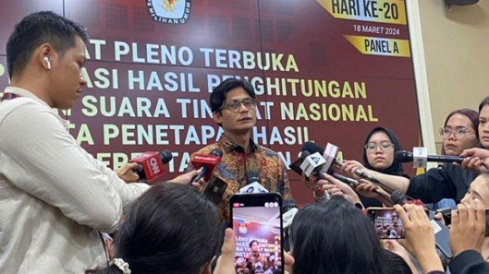 HASIL PEMILU 2024 - Anggota KPU August Mellaz.