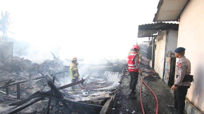 KEBAKARAN DI KLANDASAN - TKP kebakaran di RT 09, Klandasan Ulu, Balikpapan Kota, Kota Balikpapan, Kalimantan Timur, Senin (18/3/2024). Kepala BPBD Balikpapan, Usman Ali, memastikan tidak ada korban jiwa akibat kebakaran ini.