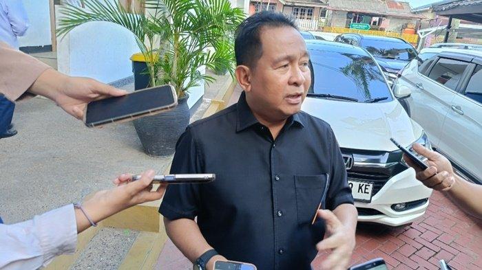 BANJIR BALIKPAPAN BERTAMBAH - Anggota Komisi III DPRD Kota Balikpapan, Kamaruddin saat menyampaikan ketidakpuasan terhadap program penanggulangan banjir di Kota Balikpapan, Kalimantan Timur pada Senin (25/3/2024).