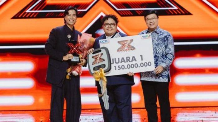 JUARA X FACTOR INDONESIA 2024 - Peter Holly sukses meraih gelar pemenang X Factor Indonesia, mendapat hadiah uang tunai Rp 150 juta dan mobil.