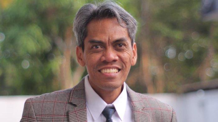 PARKIR - Pengamat Ekonomi Unmul Purwadi Purwoharsojo tanggapi kebijakan Dishub Samarinda soal parkir di Jalan P Irian.TRIBUNKALTIM.CO/SINTYA ALFATIKA SARI