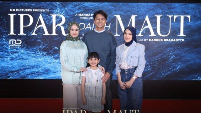 IPAR ADALAH MAUT - Diproduseri oleh Manoj Punjabi, film Ipar adalah Maut akan menampilkan Deva Mahenra dan Michelle Ziudith sebagai pemeran utama.