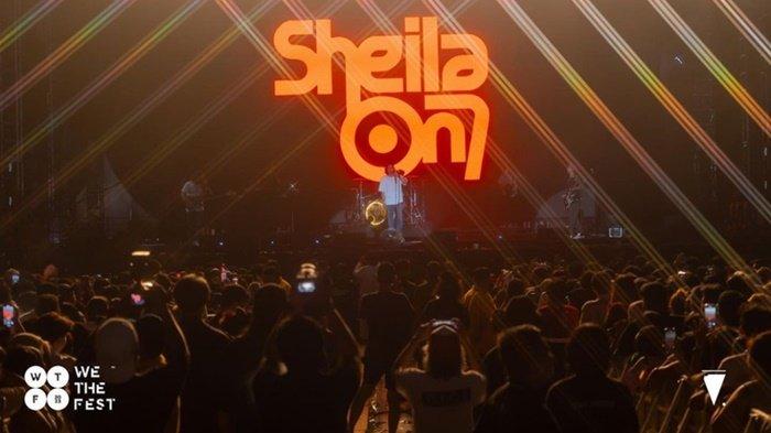 Penampilan Sheila on 7 di We The Fest 2023.
