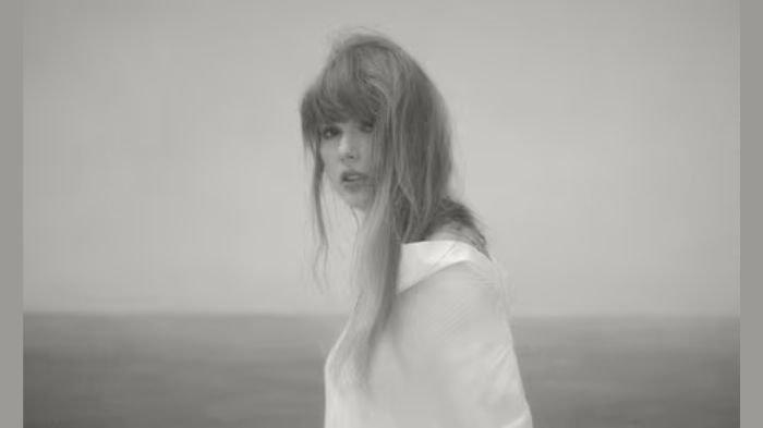 TAYLOR SWIFT - Taylor Swift rilis album baru The Tortured Poets Department, dirinya umumkan bahwa akan ada lagu tambahan dan merupakan album ganda, 'Swifties senang'.