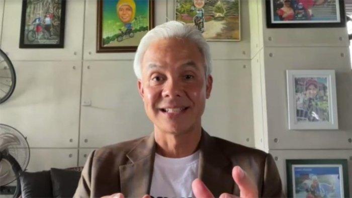 Calon presiden nomor urut 3, Ganjar Pranowo bicara soal peluang dirinya yang tetap bertahan di luar pemerintahan Prabowo Subianto, mendatang.