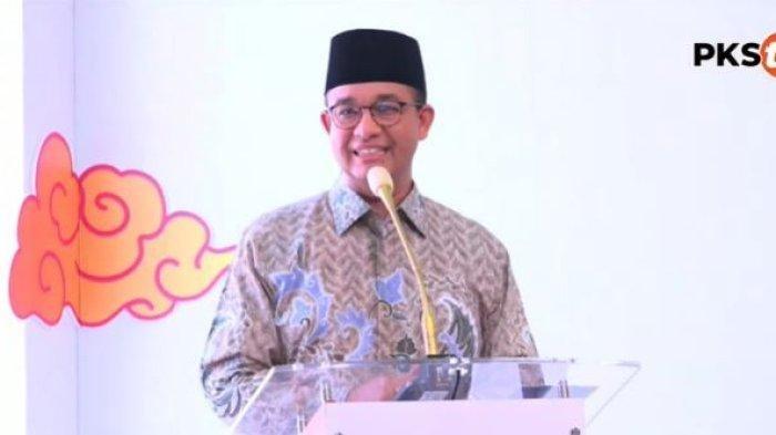 Mantan Gubernur DKI Jakarta, Anies Baswedan saat memberikan sambutan dalam acara halalbihalal dan milad ke-22 PKS yang digelar di Kantor DPP PKS, Jalan TB Simatupang, Jakarta Selatan, Sabtu (27/4/2024).