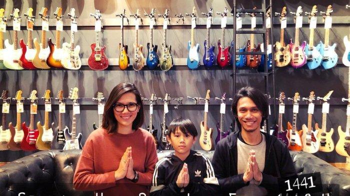 Eross Sheila On 7 dan Sarah Chandra.