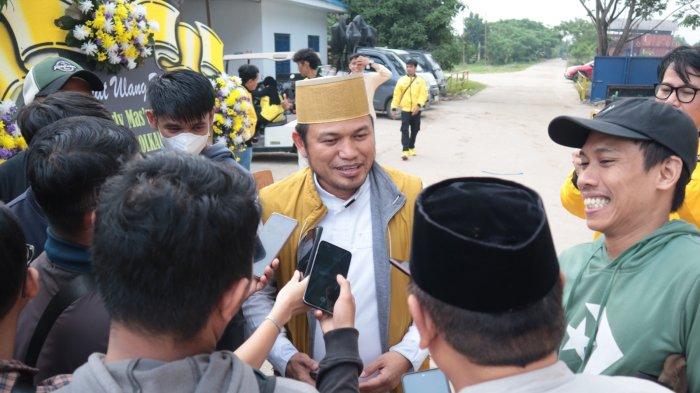 PILKADA KALTIM 2024 - Rudy Mas’ud masih mencari pendamping untuk Pilkada Kaltim 2024. Dirinya berminat maju sebagai Cagub Kaltim. Golkar Kalimantan Timur sangat mendukung bila Rudy Mas'ud maju jadi Cagub Kaltim.