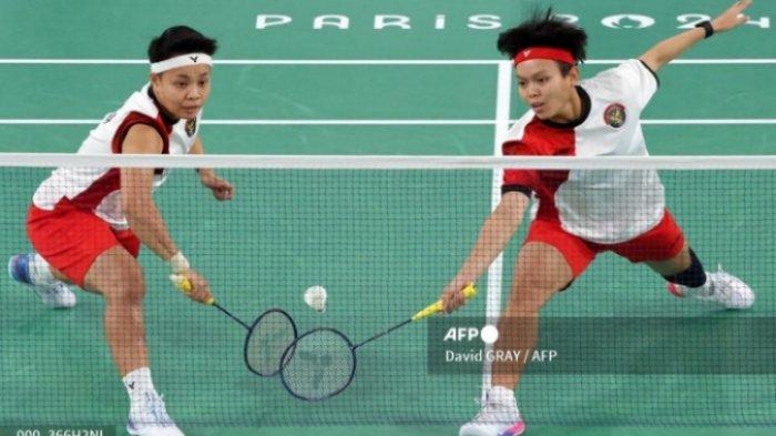 OLIMPIADE 2024 PARIS - Pasangan Apri/Fadia di laga Olimpiade 2024 Paris hari ini, Minggu (28/7/2024). Berikut hasil badminton Olimpiade 2024 Paris hari ini, Minggu (28/7/2024). Apri/Fadia dipastikan tidak bisa meraih medali. Rinov/Pitha masih punya asa