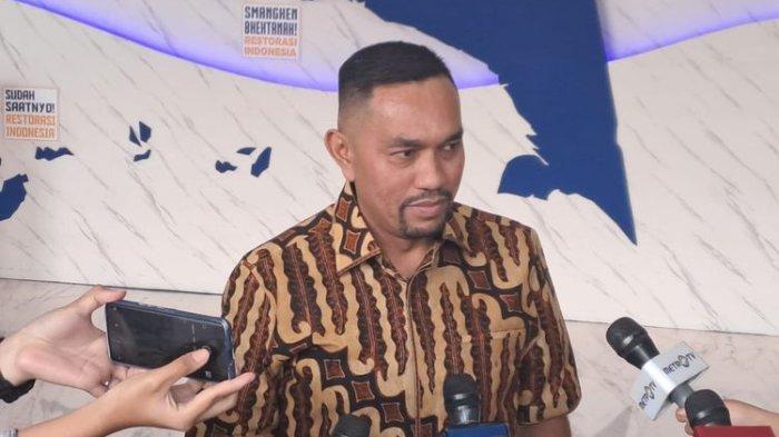 Bendahara Umum Partai Nasdem Ahmad Sahroni saat ditemui di Nasdem Tower, Jakarta, Kamis (25/7/2024).