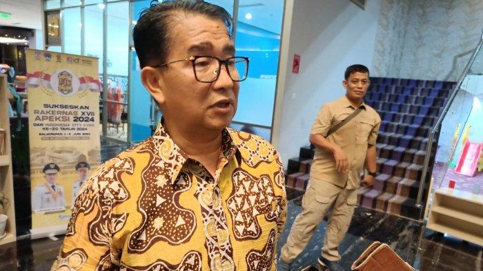 Pj Gubernur Kaltim, Akmal Malik menegaskan, seluruh kepala daerah di Indonesia akan berkumpul di Stadion Batakan, Kecamatan Balikpapan Timur, Kota Balikpapan, Provinsi Kalimantan Timur pada Senin (12/8/2024) sore.