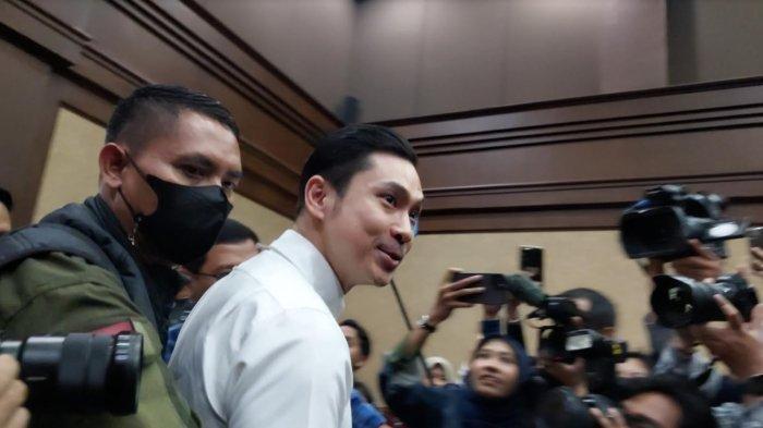 Harvey Moeis dalam sidang perdana kasus dugaan korupsi tata niaga komoditas timah di Pengadilan Tipikor Jakarta Pusat, Rabu (14/8/2024).