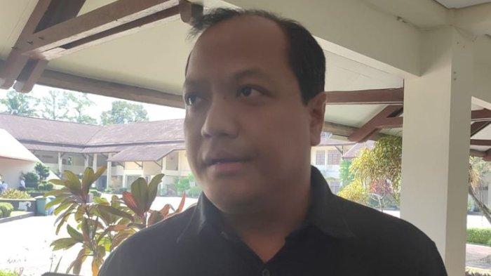 Dosen Ilmu Politik dan Studi Internasional Universitas Paramadina Ahmad Khoirul Umam saat memberikan keterangan, Senin (2/9/2024).