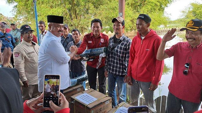 Program Kukar Idaman gagasan Bupati Edi Damansyah dan Wabup Rendi Solihin, pelan-pelan mengantarkan harapan kepada para nelayan tangkap. Kini, para nelayan di Kukar berharap keberlanjutan dari program tersebut.