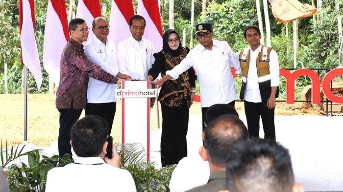 Presiden Joko Widodo saat melakukan peletakan batu pertama atau groundbreaking d’primahotel Nusantara yang ada di IKN, Rabu (25/9/2024).