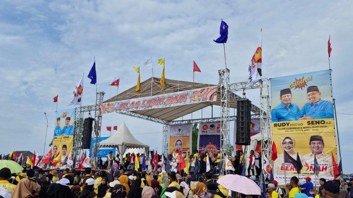 PILKADA BONTANG 2024 - Ilustrasi kegiatan kampanye politik. Koordinator Divisi Teknis KPU Bontang, Acis Maidy Muspa, menyatakan, sumber dana kampanye yang sah berasal dari sumbangan pribadi paslon, partai politik pendukung, serta sumbangan pihak ketiga yang tidak mengikat.