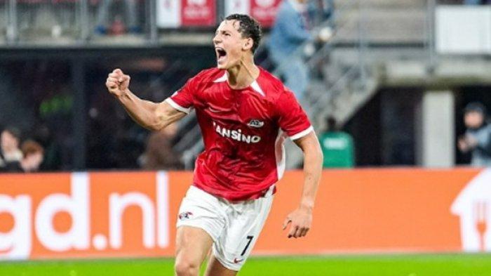 Ruben Van Bommel.