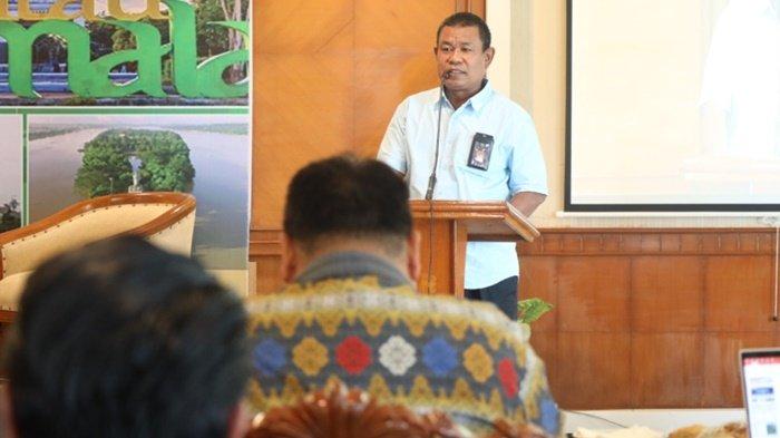 DESTINASI PULAU KUMALA - Direktur Pengembangan Destinasi Regional II Kemenparekraf, Bambang Cahyo Murdoko, menegaskan, adanya dukungan dari Kemenparekraf, diharapkan Pulau Kumala dapat kembali menjadi destinasi wisata yang menarik, mengundang pengunjung dari berbagai penjuru, dan memberikan dampak positif bagi perekonomian lokal.